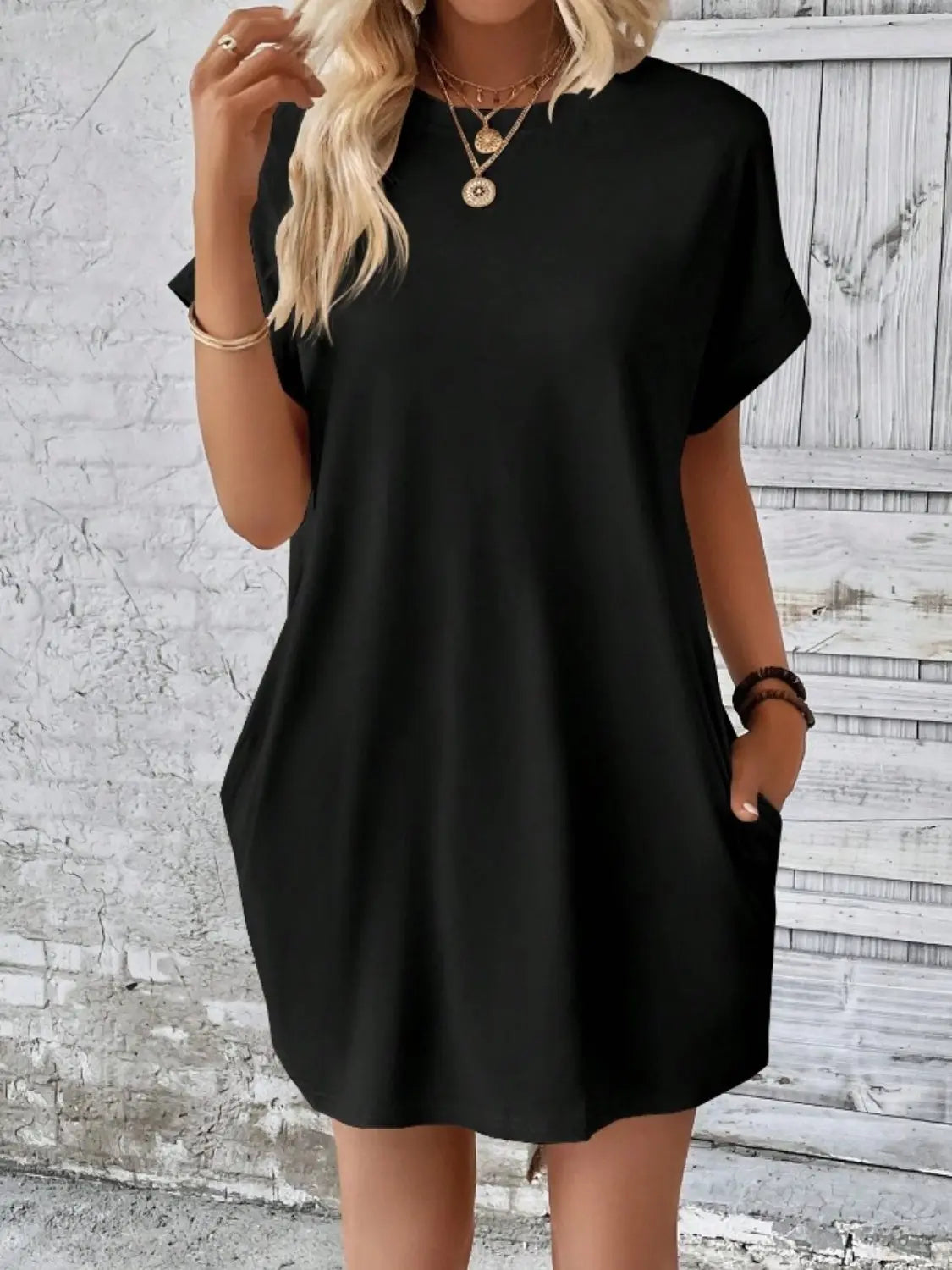 Pocketed Round Neck Short Sleeve Dress - GlossiChic Collection Black / S GlossiChic Collection Dresses