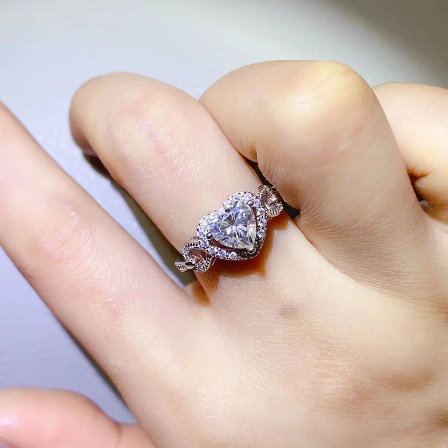 1 Carat Moissanite 925 Sterling Silver Ring - GlossiChic Collection Silver / 4.5 GlossiChic Collection jewelry