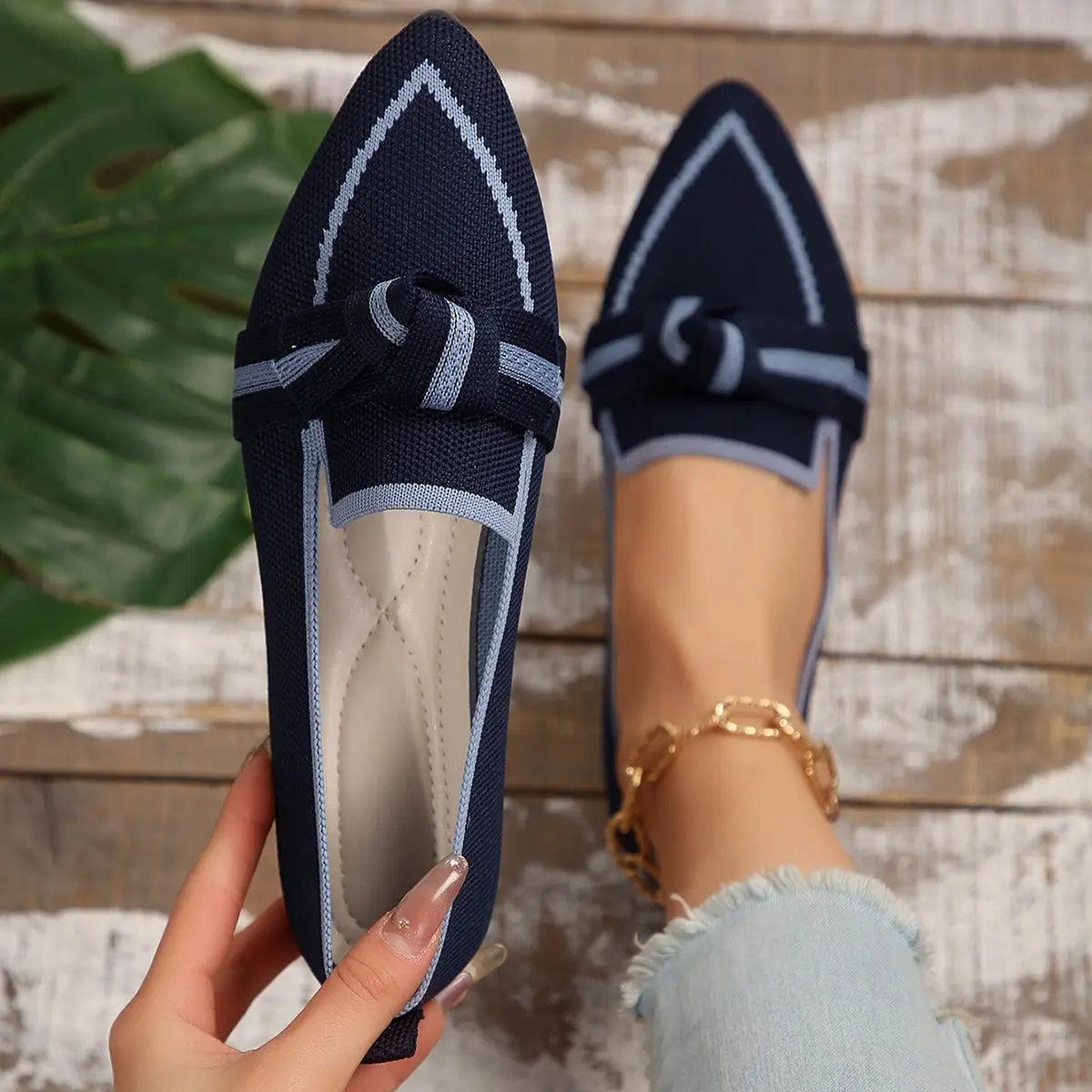 Bow Contrast Trim Point Toe Shoes - GlossiChic Collection Navy / 39(US8) GlossiChic Collection Shoes & Accessories