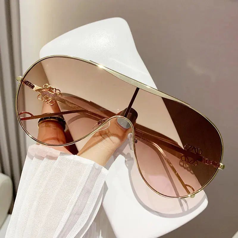 Gradient Aviator Sunglasses - GlossiChic CollectionSunglasses
