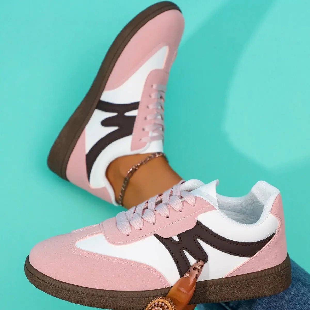 Lace Up Contrast Round Toe Flat Sneakers - GlossiChic CollectionShoes