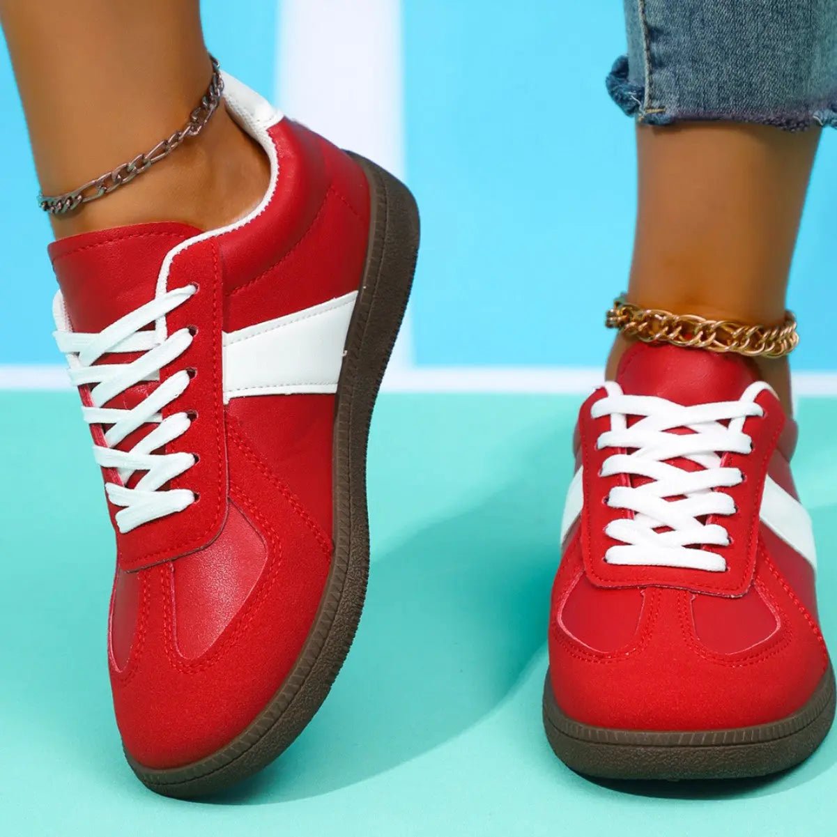 Lace Up Contrast Round Toe Flat Sneakers - GlossiChic CollectionShoes