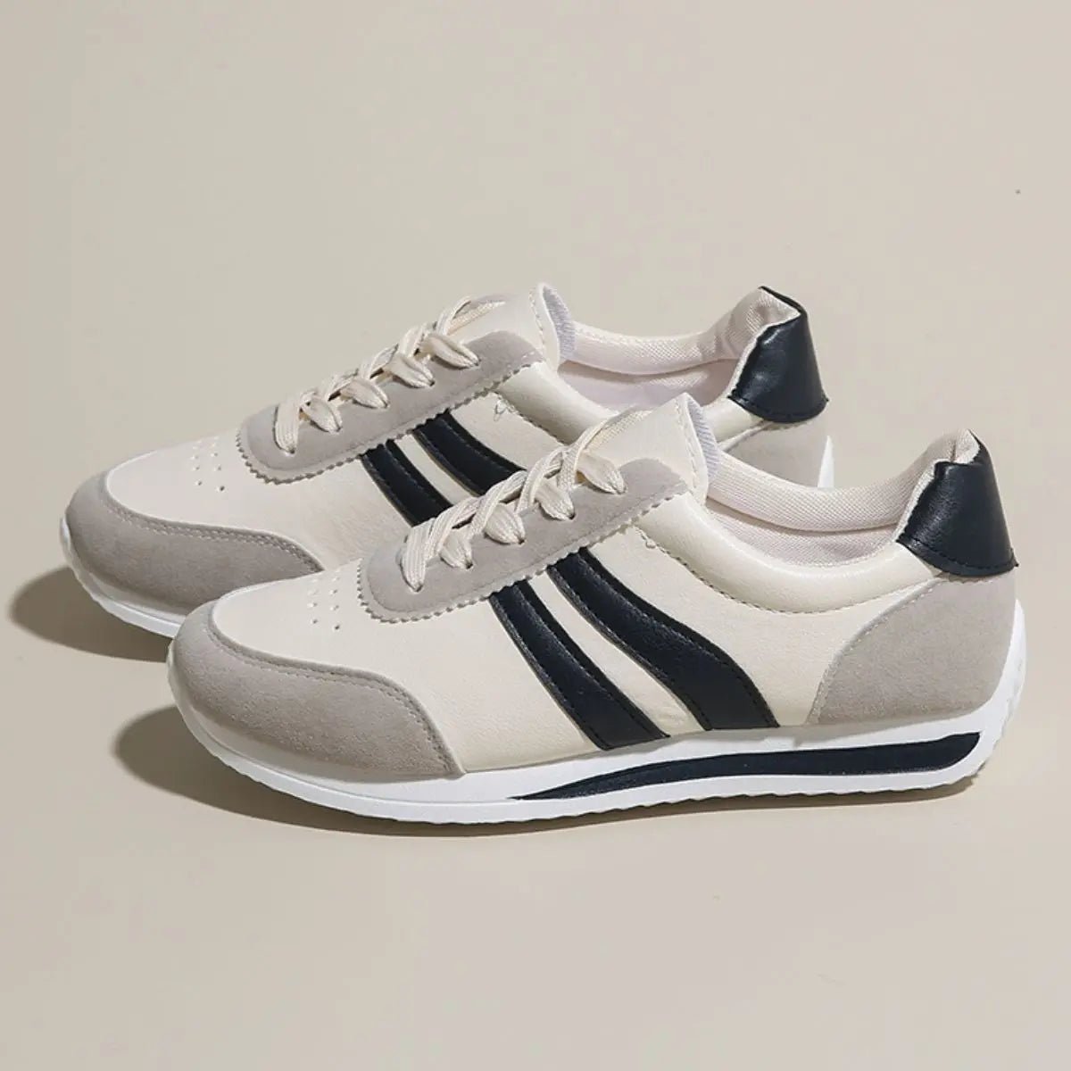 Lace Up Contrast Round Toe Flats Sneakers - GlossiChic CollectionShoes