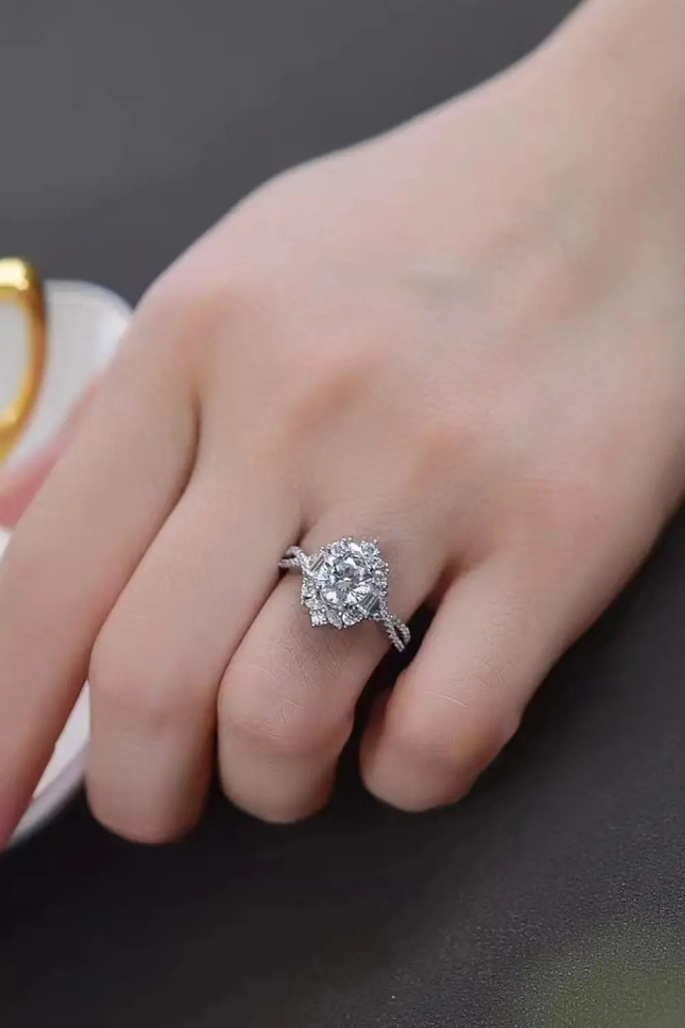 Floral 2 Carat Moissanite Crisscross Ring - GlossiChic Collection Silver / 5 GlossiChic Collection jewelry