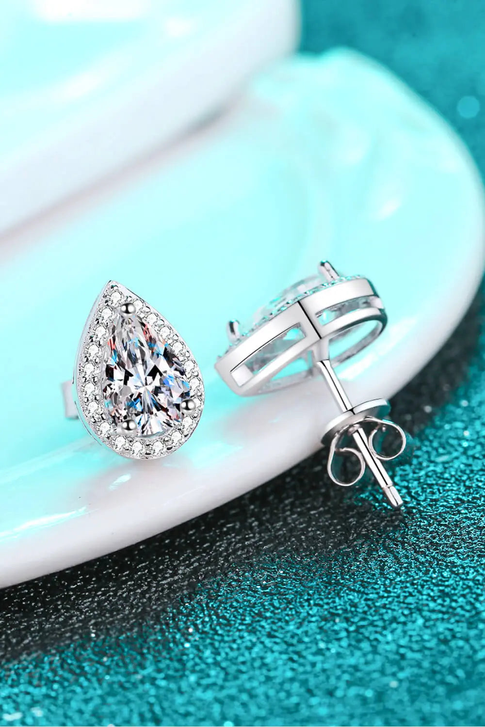 Moissanite Teardrop Stud Earrings - GlossiChic Collection Silver / One Size GlossiChic Collection jewelry