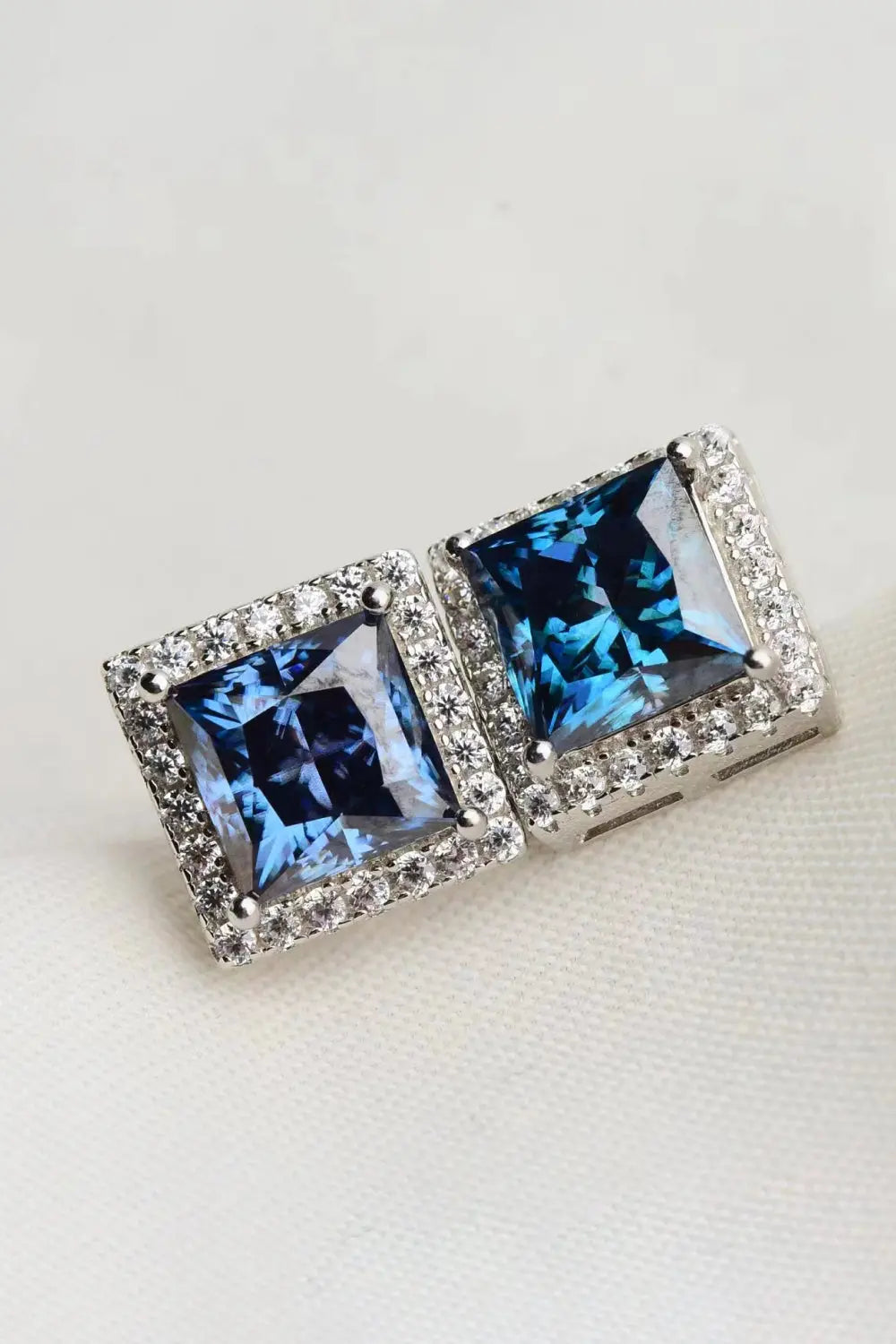 925 Sterling Silver 4 Carat Moissanite Square Earrings - GlossiChic Collection Blue / One Size GlossiChic Collection jewelry