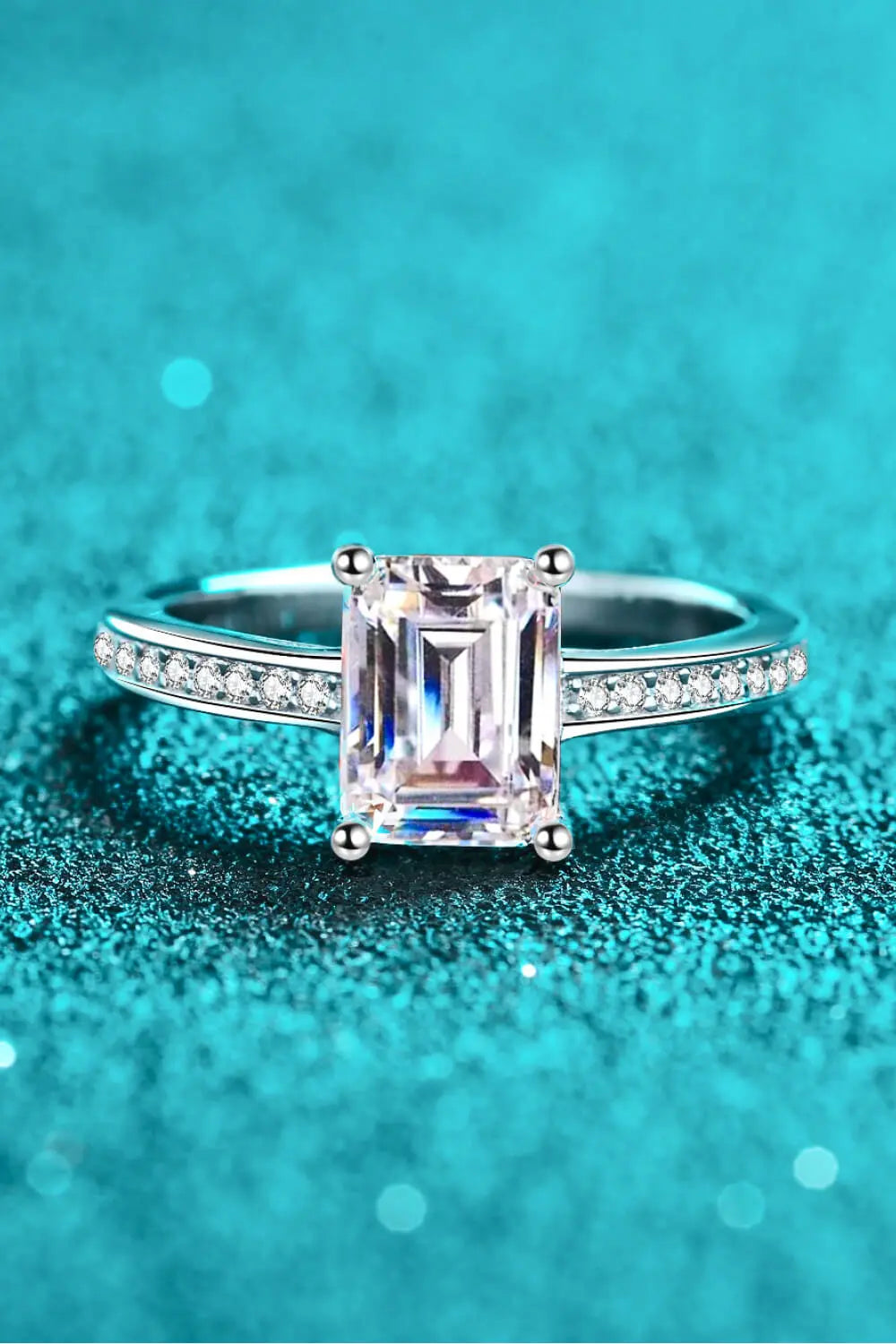 925 Sterling Silver Side Stone Moissanite Ring - GlossiChic Collection Silver / 4 GlossiChic Collection jewelry
