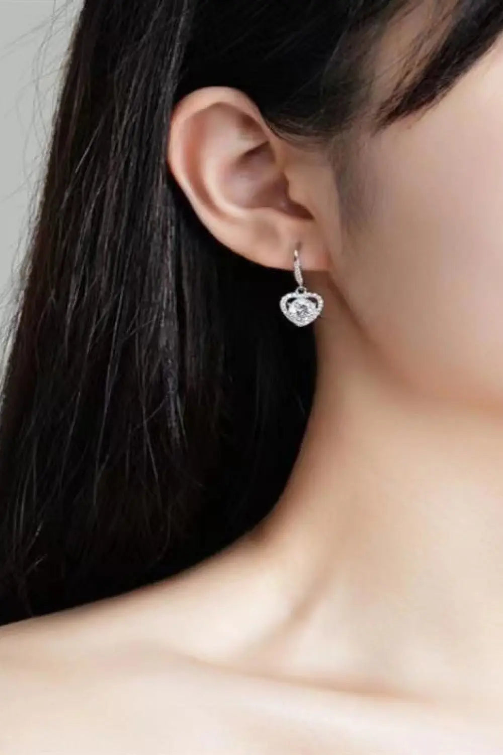 2 Carat Moissanite Platinum-Plated Heart Drop Earrings - GlossiChic Collection Silver / One Size GlossiChic Collection jewelry