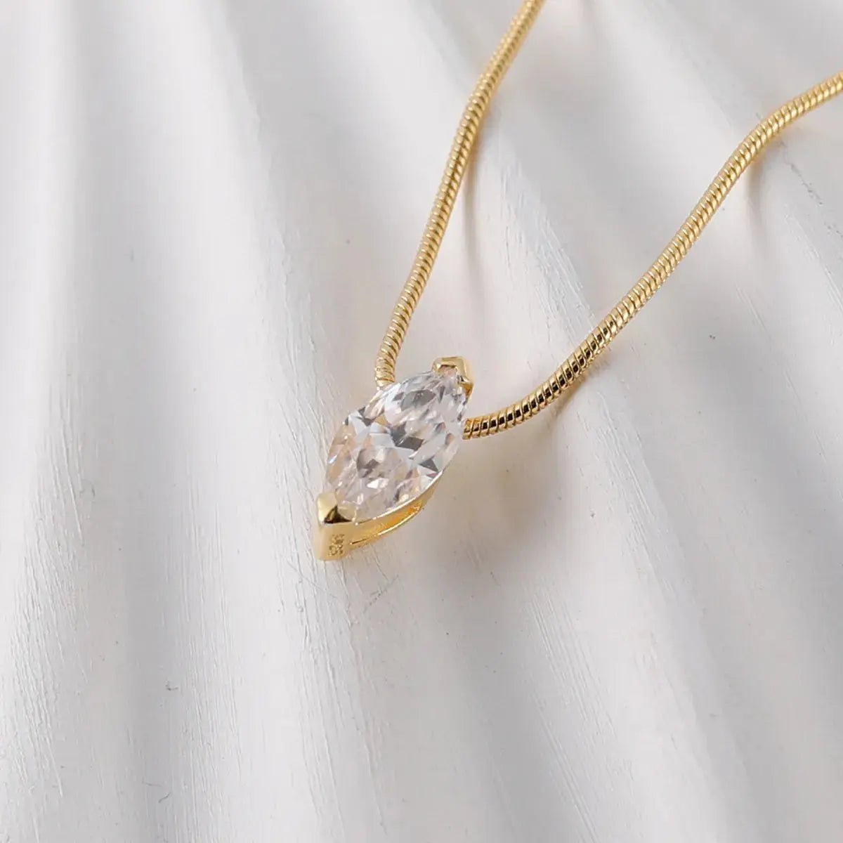 1 Carat Moissanite 925 Sterling Silver Necklace - GlossiChic Collectionjewelry