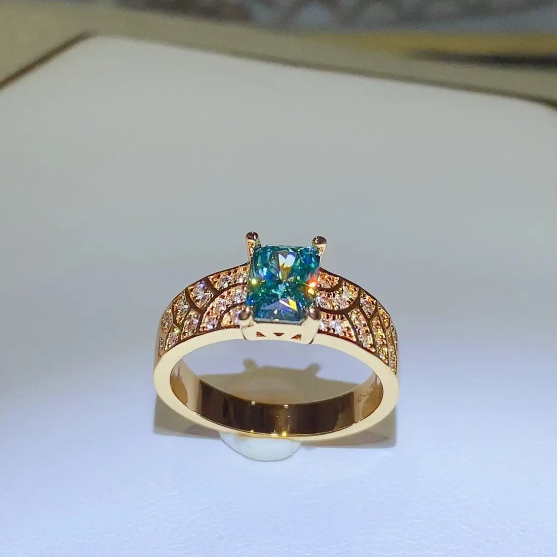 1 Carat Moissanite 925 Sterling Silver Ring - GlossiChic Collectionjewelry