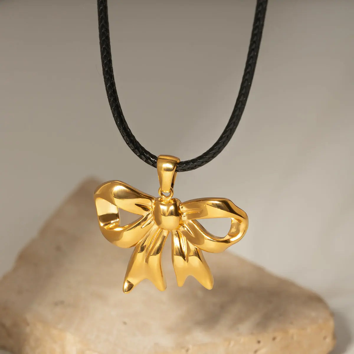 18K Gold-Plated Bow Pendant Necklace - GlossiChic Collection