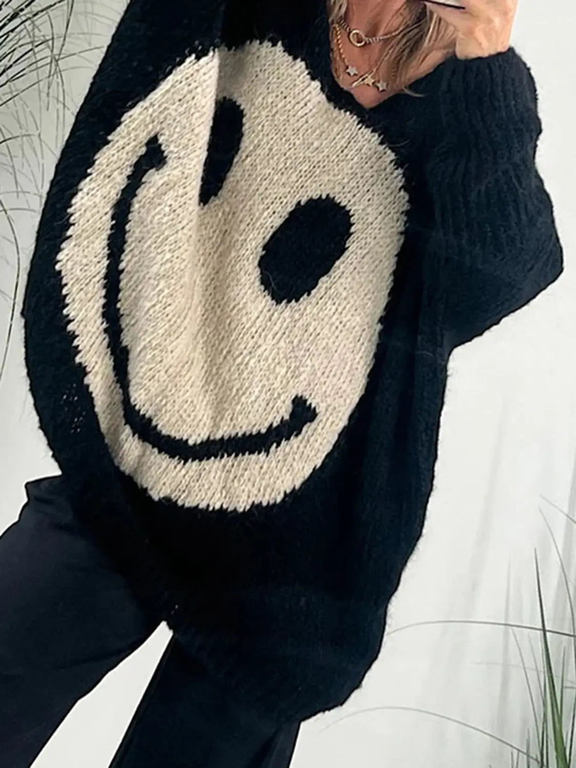 Smiling Face V-Neck Long Sleeve Sweater GlossiChic Collection