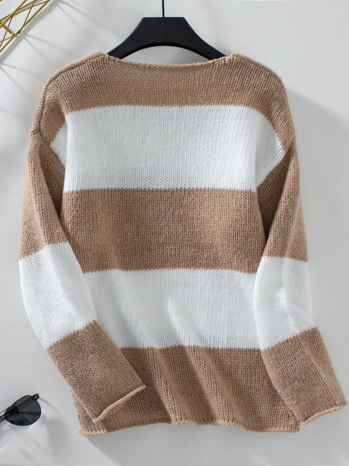 Color Block V-Neck Long Sleeve Sweater Trendsi