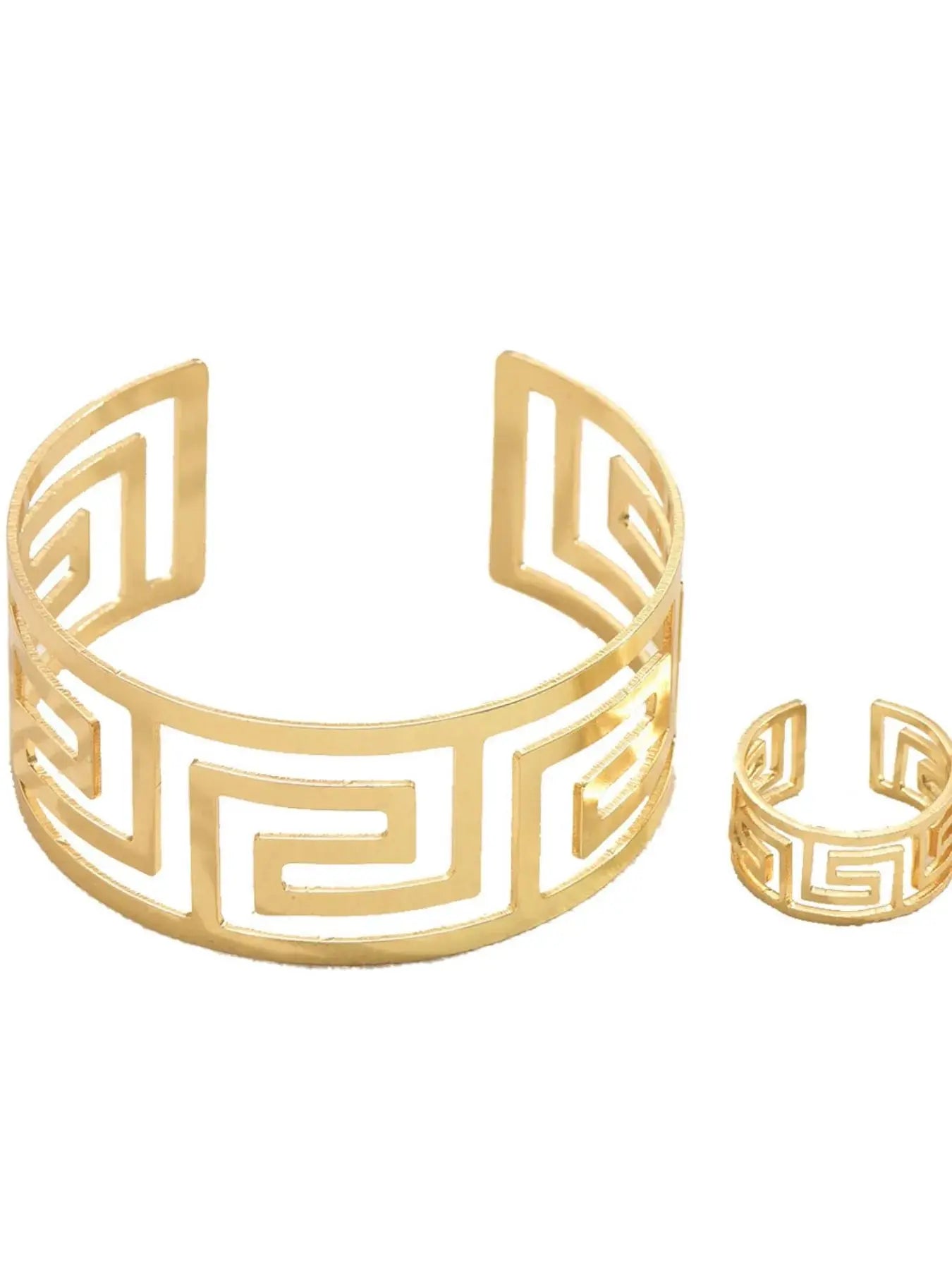 18K Gold - Plated Stainless Steel Geometric Bracelet and Ring Jewelry Set - GlossiChic Collectionjewelry