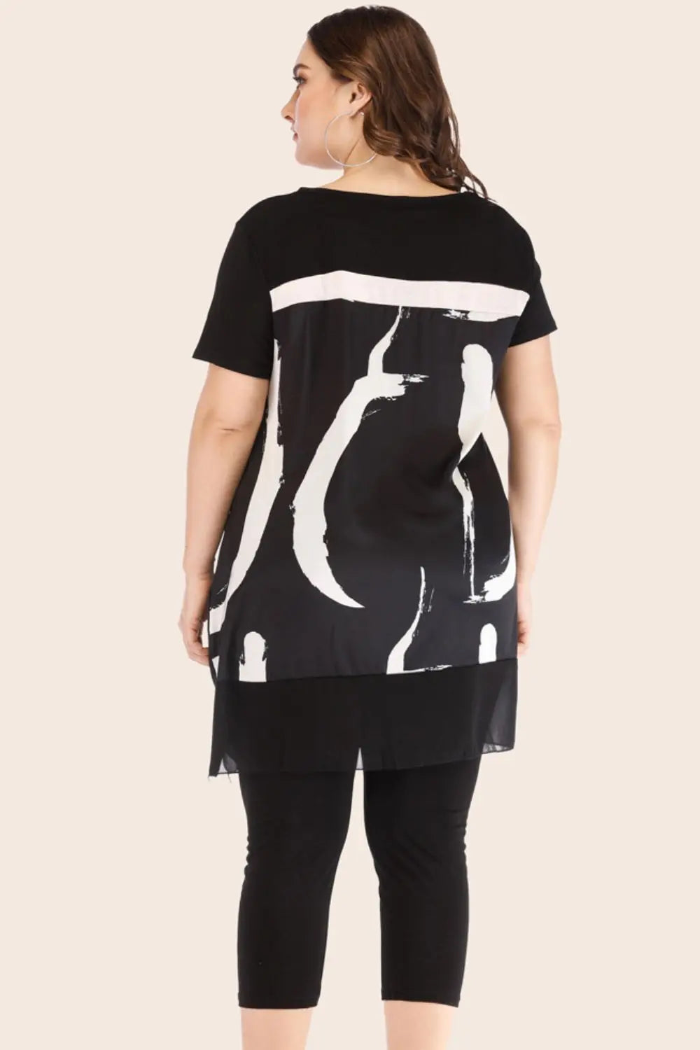 Plus Size Contrast Spliced Mesh T-Shirt and Cropped Leggings Set - GlossiChic Collection Black / XL GlossiChic Collection Outfit Sets