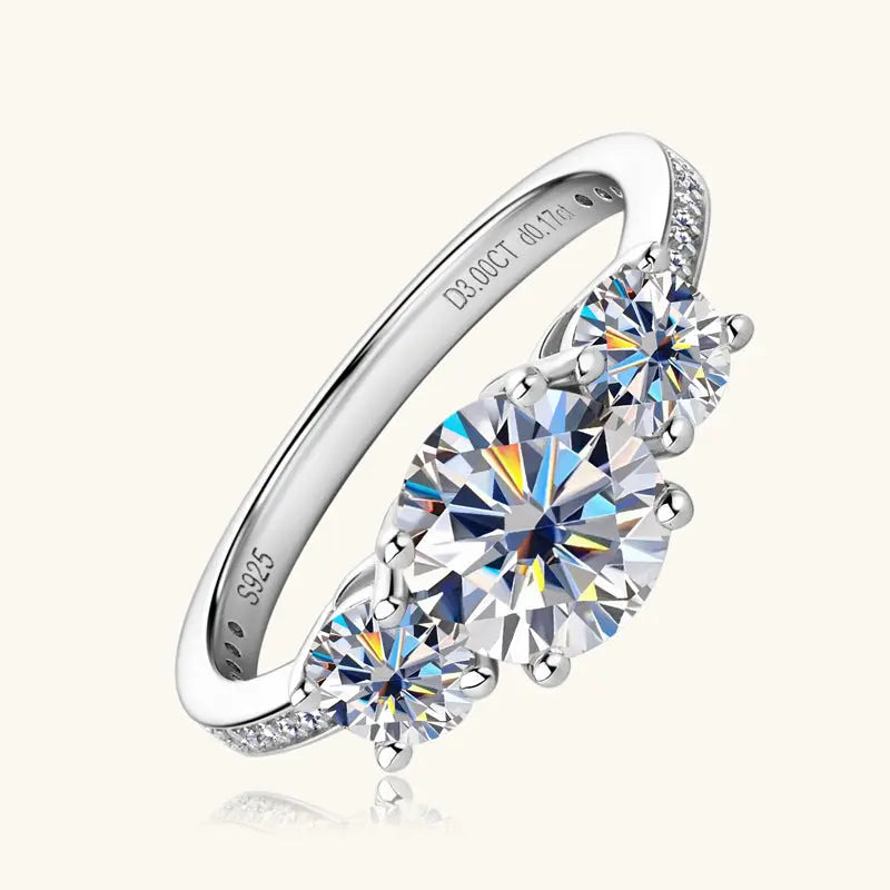 3 Carat Moissanite 925 Sterling Silver Ring - GlossiChic Collection Silver / 4 GlossiChic Collection jewelry
