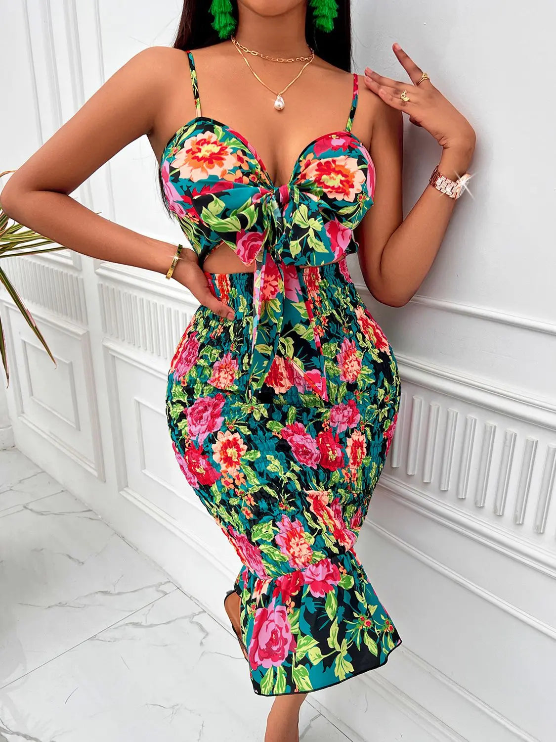 Floral Sweetheart Neck Cutout Dress - GlossiChic Collection