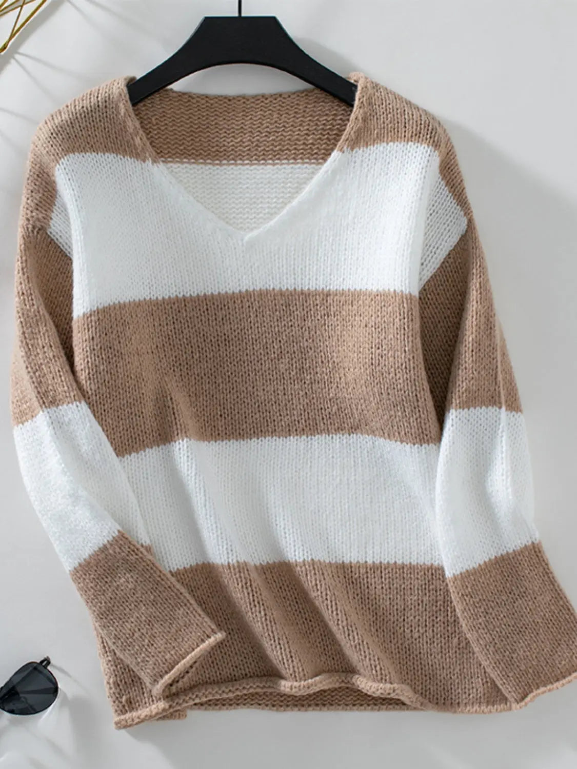 Color Block V-Neck Long Sleeve Sweater Trendsi