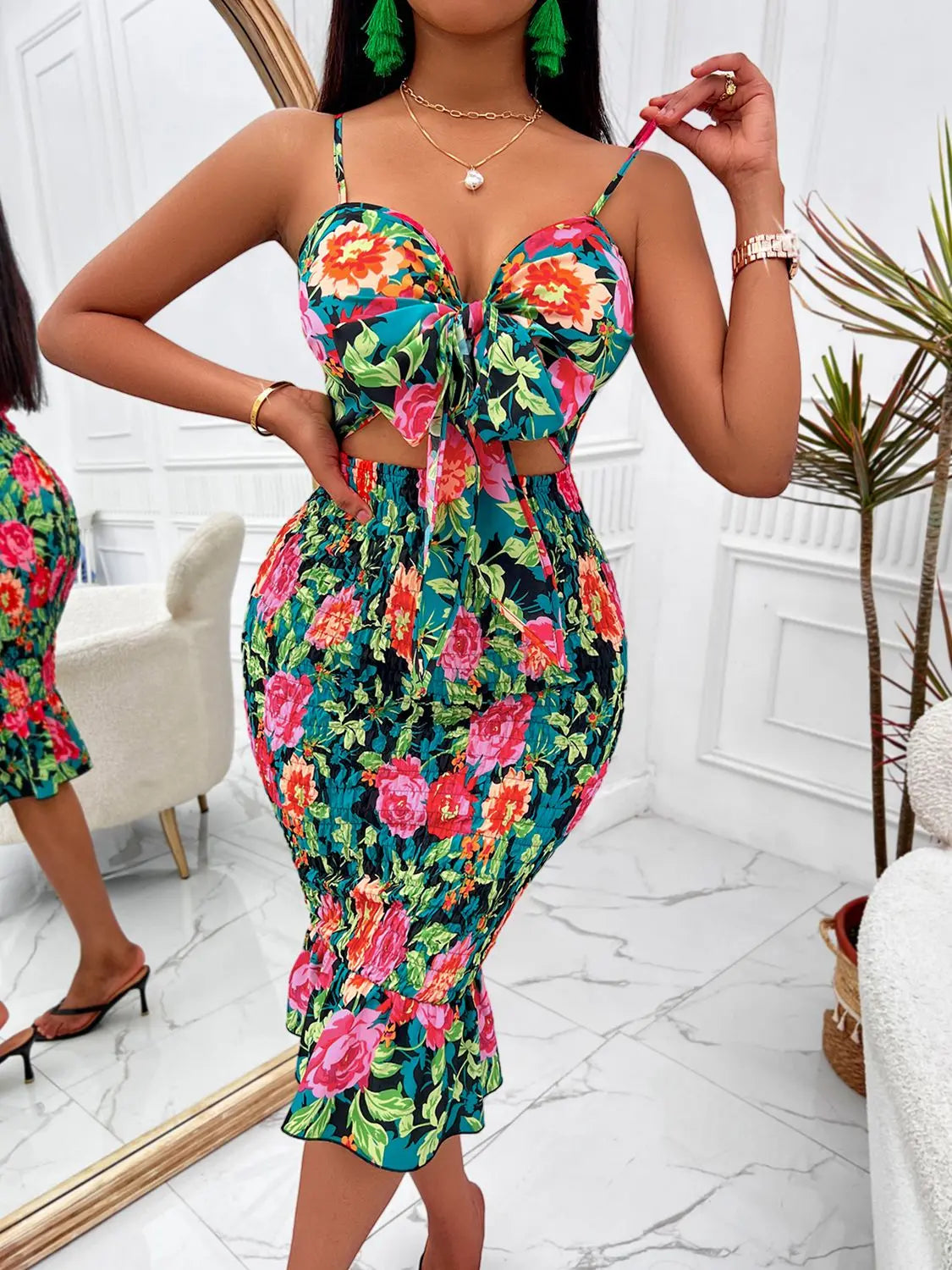 Floral Sweetheart Neck Cutout Dress - GlossiChic Collection