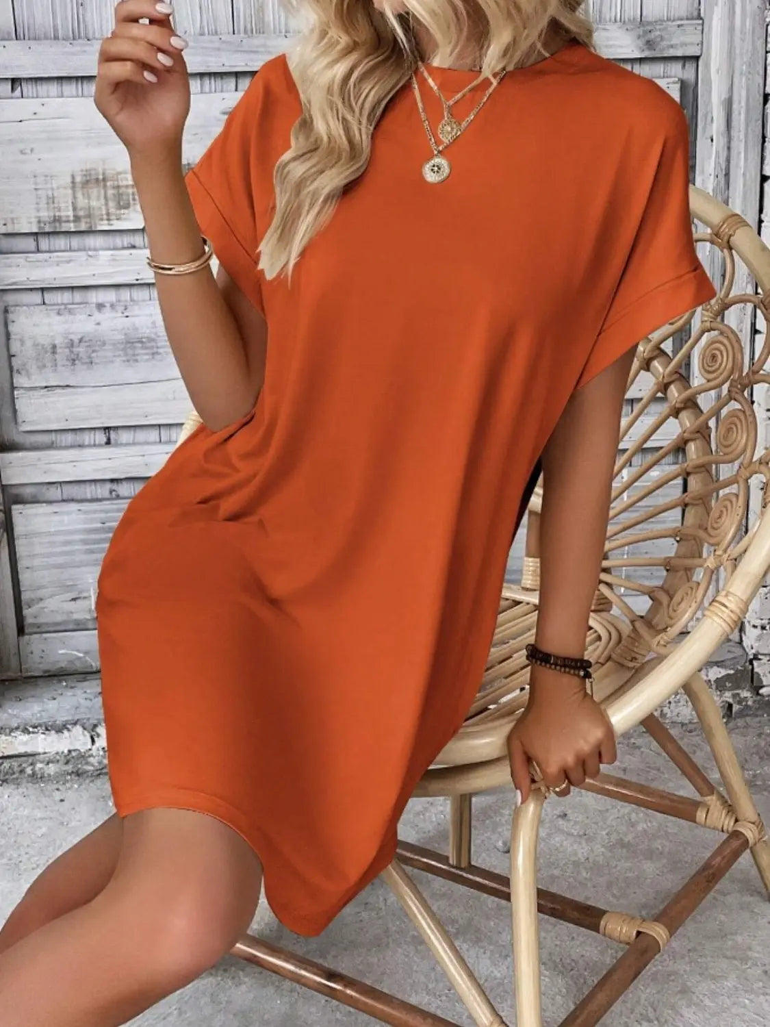 Pocketed Round Neck Short Sleeve Dress Trendsi