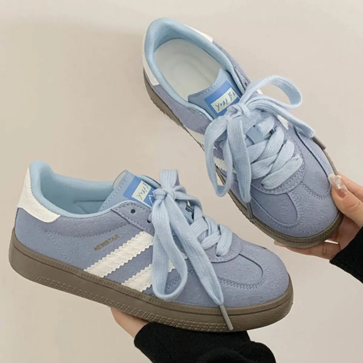 Contrast Round Toe Flat Sneakers - GlossiChic Collection Gum Leaf / 38(US7) GlossiChic Collection Shoes