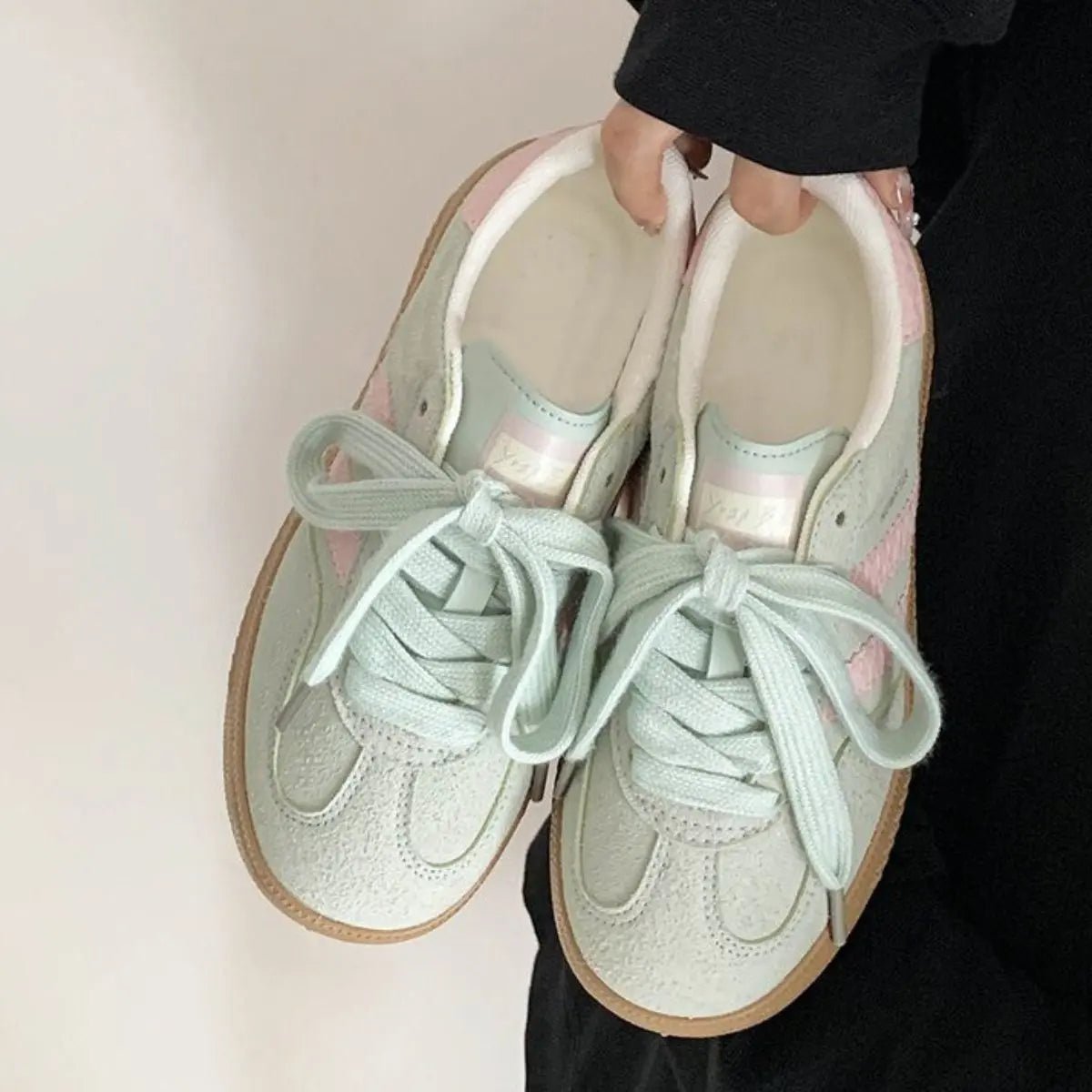 Contrast Round Toe Flat Sneakers - GlossiChic Collection Gum Leaf / 38(US7) GlossiChic Collection Shoes