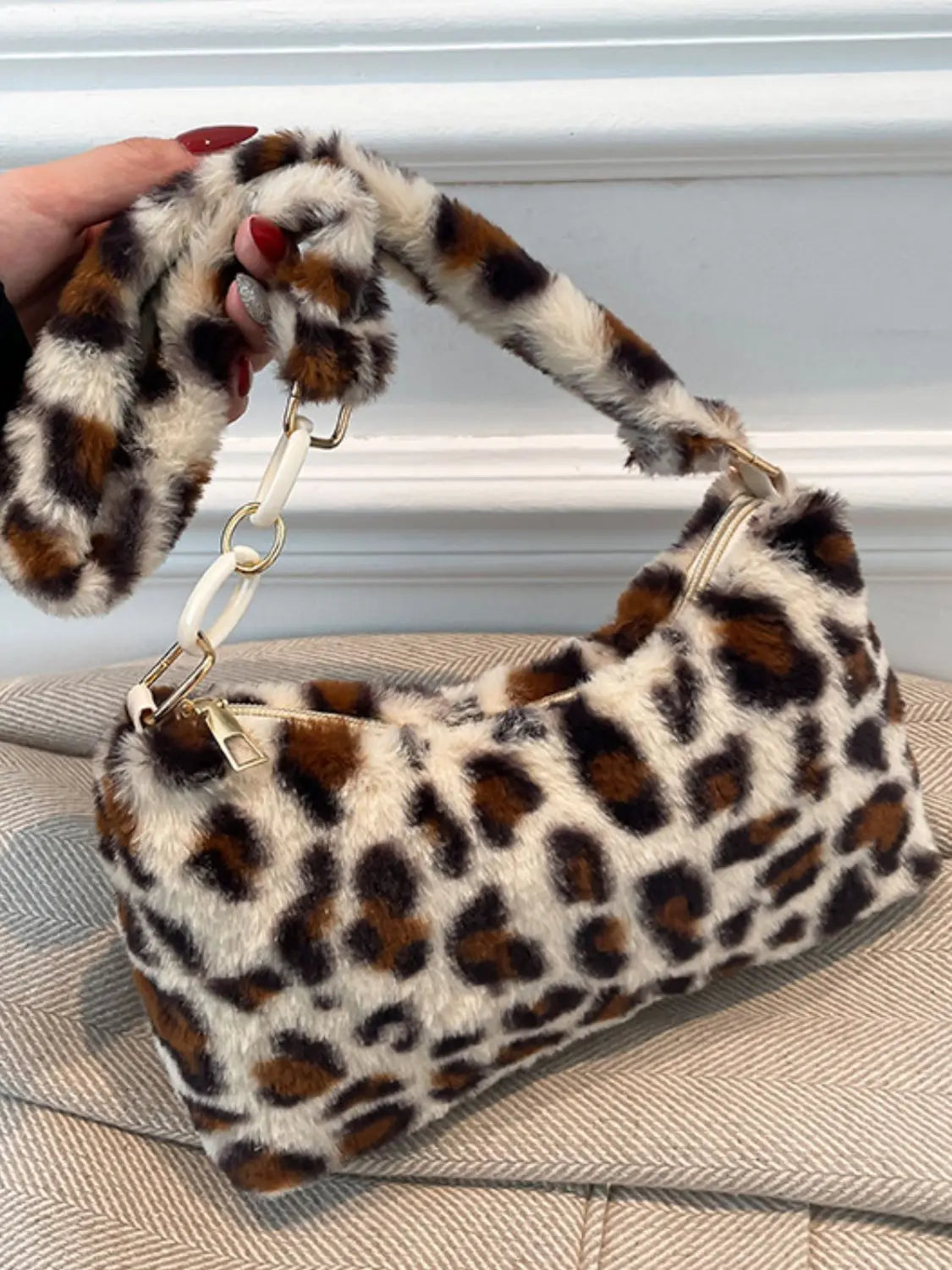 Leopard Fluff Shoulder Bag Trendsi