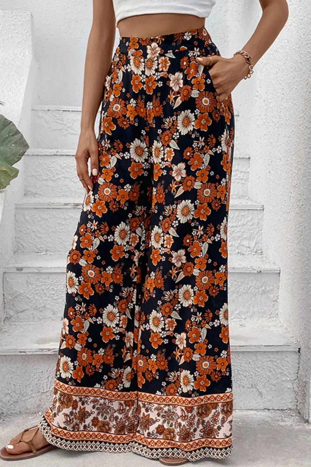 Floral Wide Leg Pants with Pockets - GlossiChic CollectionJeans, Pants, & Shorts