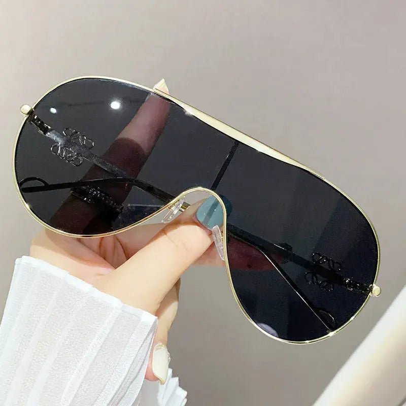 Gradient Aviator Sunglasses - GlossiChic CollectionSunglasses