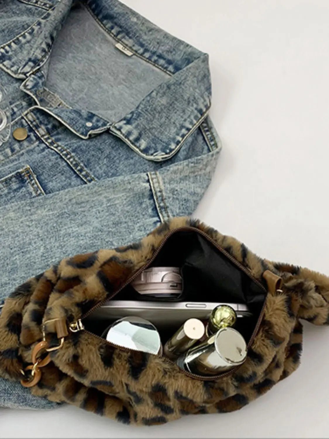 Leopard Fluff Shoulder Bag - GlossiChic Collectionhandbags