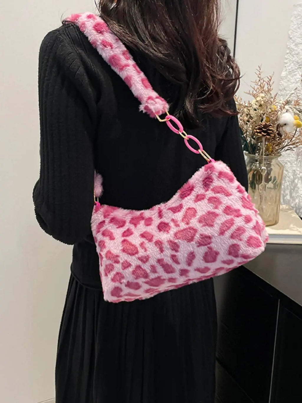 Leopard Fluff Shoulder Bag - GlossiChic Collectionhandbags