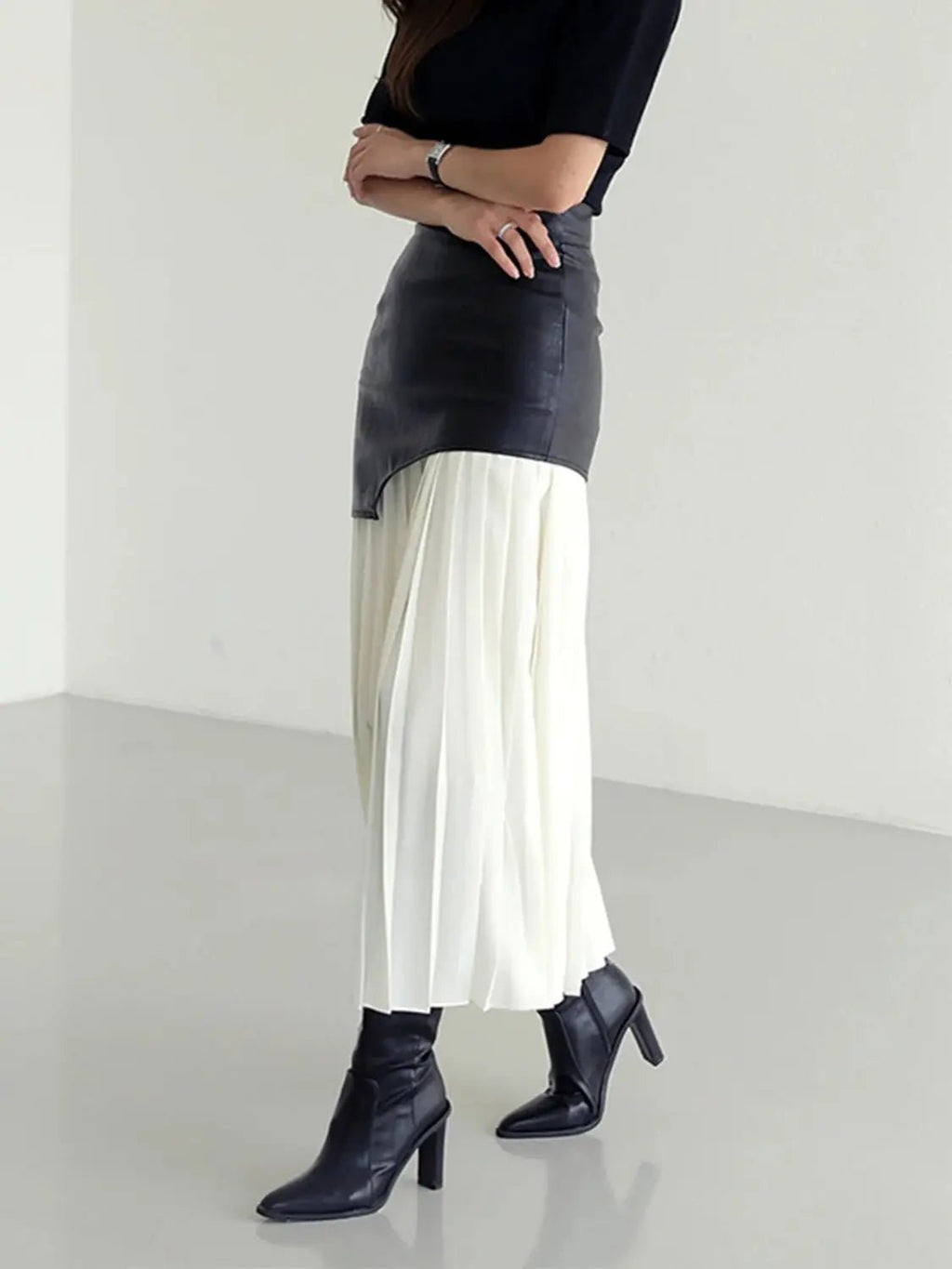 Pleated Contrast High Rise Skirt - GlossiChic CollectionDresses