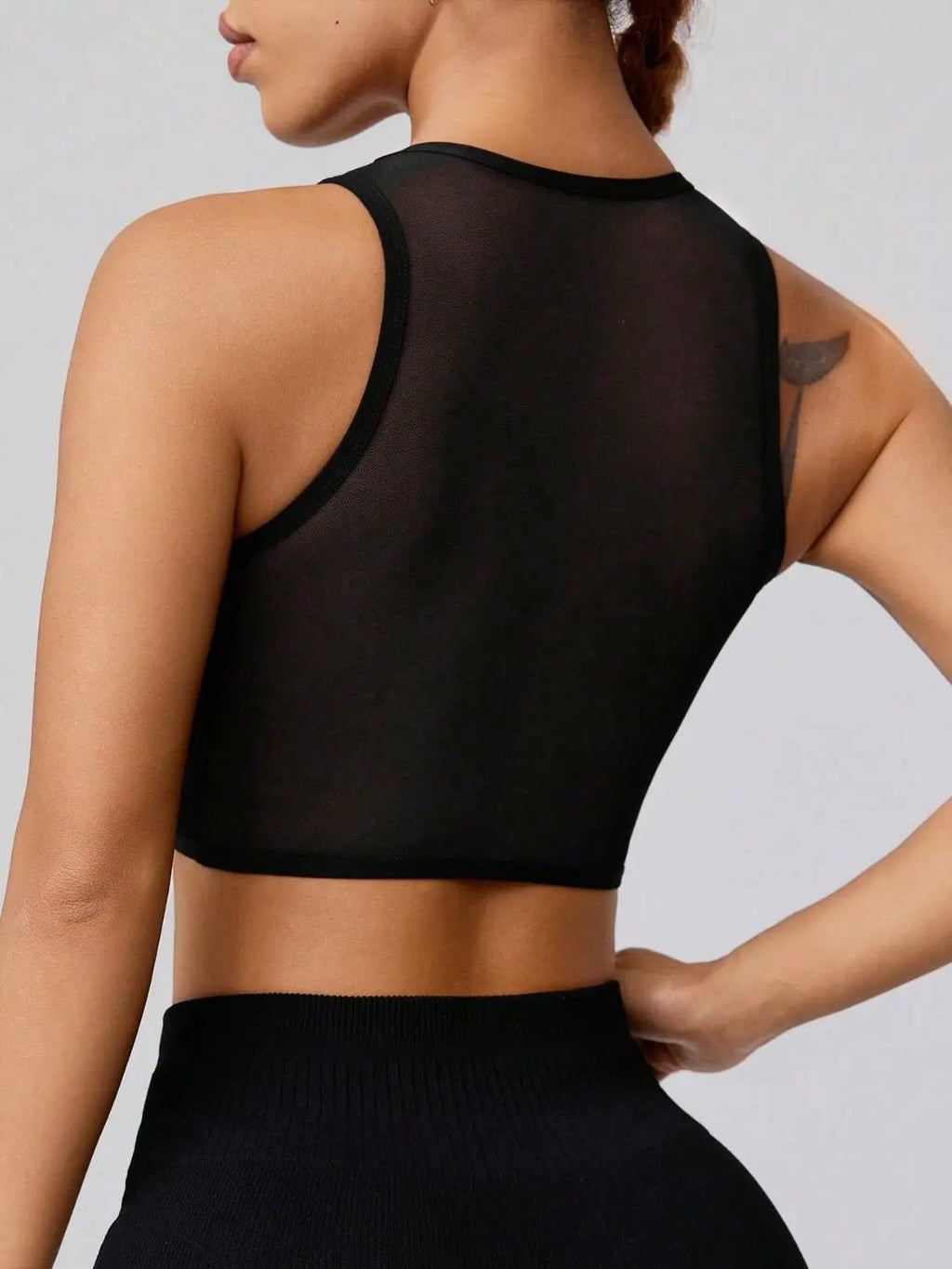 Round Neck Active Tank - GlossiChic CollectionActivewear