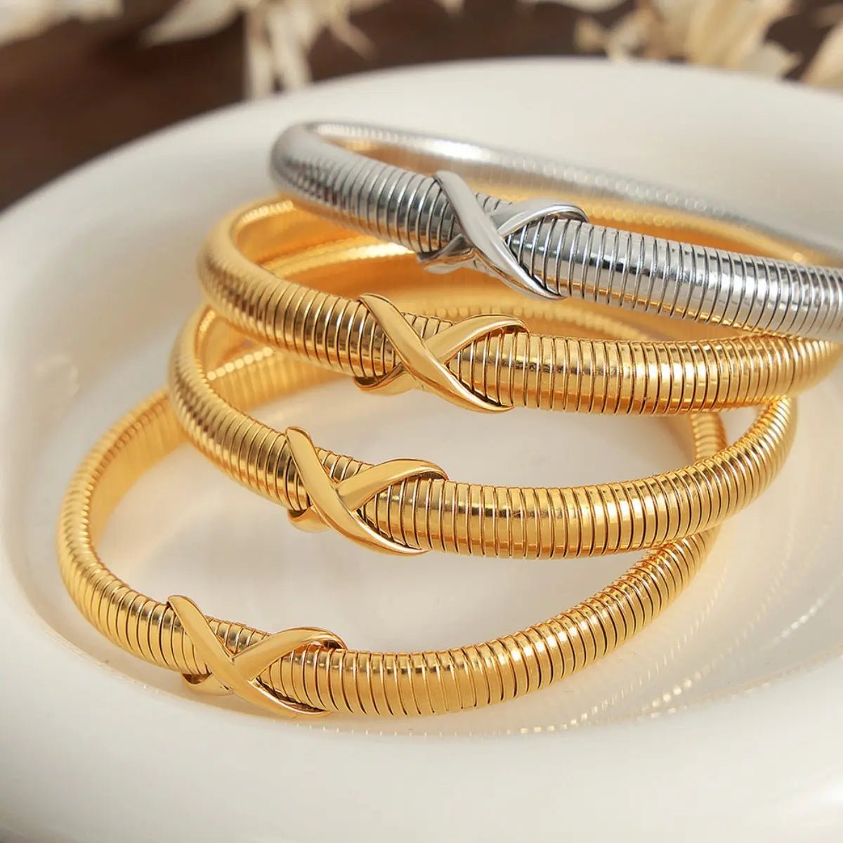 Titanium Steel Spring Shape Bracelet - GlossiChic CollectionBracelets