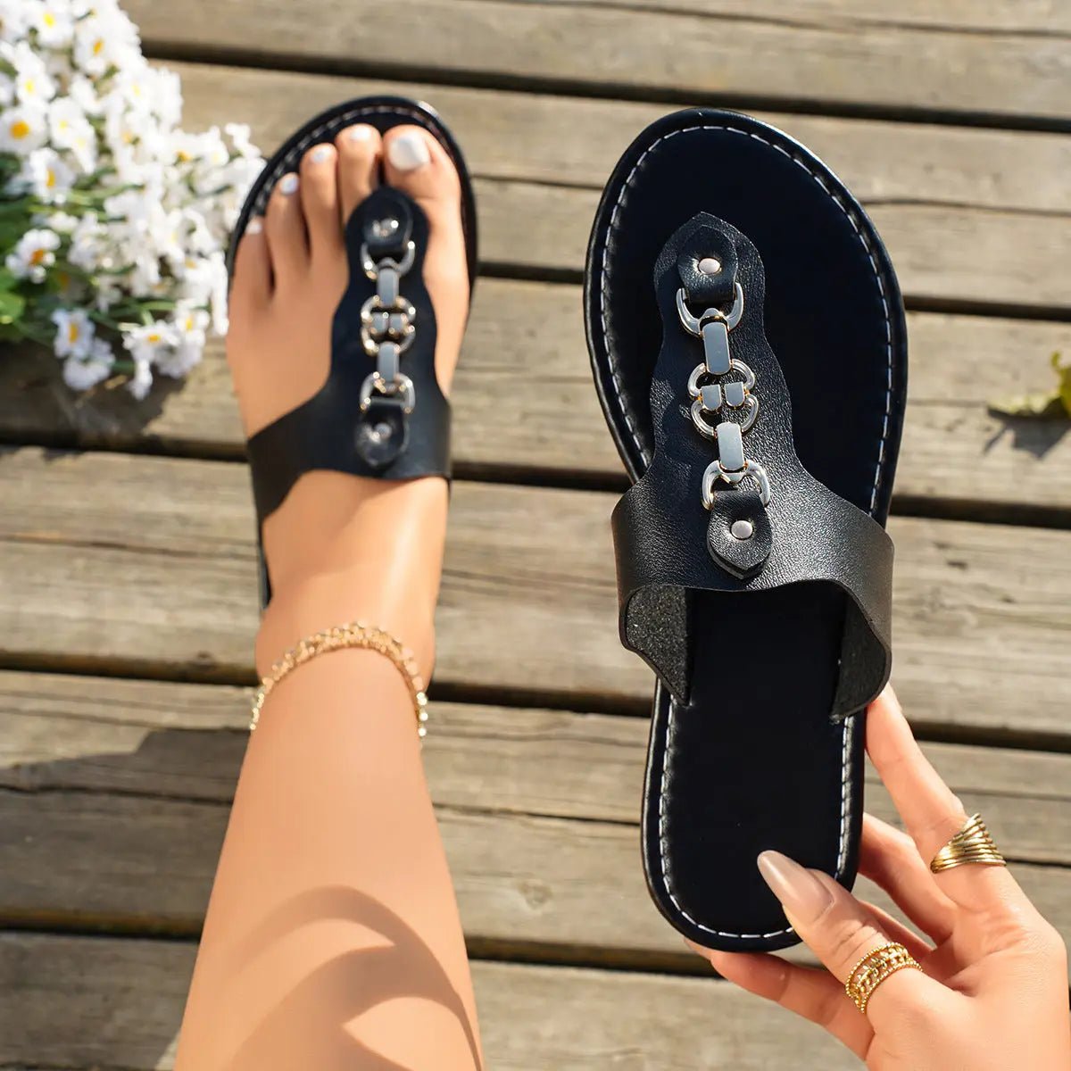 Toe Post Flats Sandals - GlossiChic Collection Black / 36(US5) GlossiChic Collection Shoes