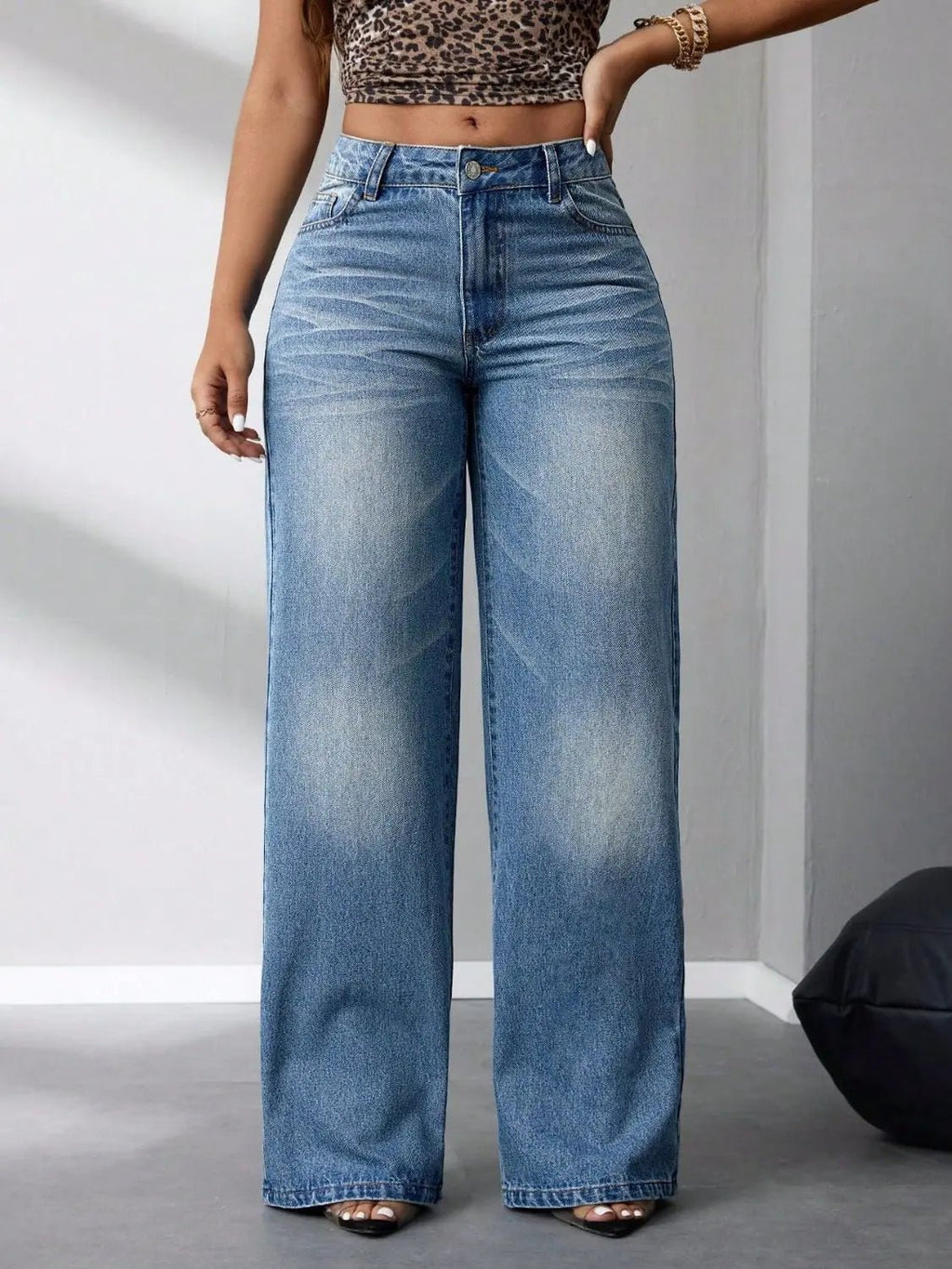 Wide Leg Jeans with Pockets - GlossiChic CollectionJeans, Pants, & Shorts