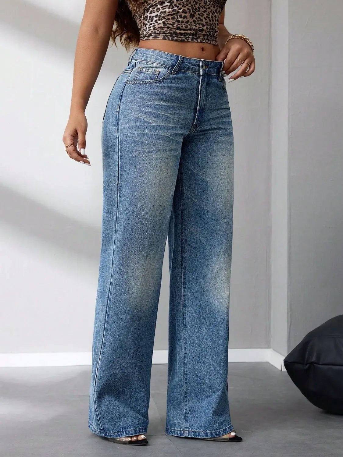Wide Leg Jeans with Pockets - GlossiChic CollectionJeans, Pants, & Shorts