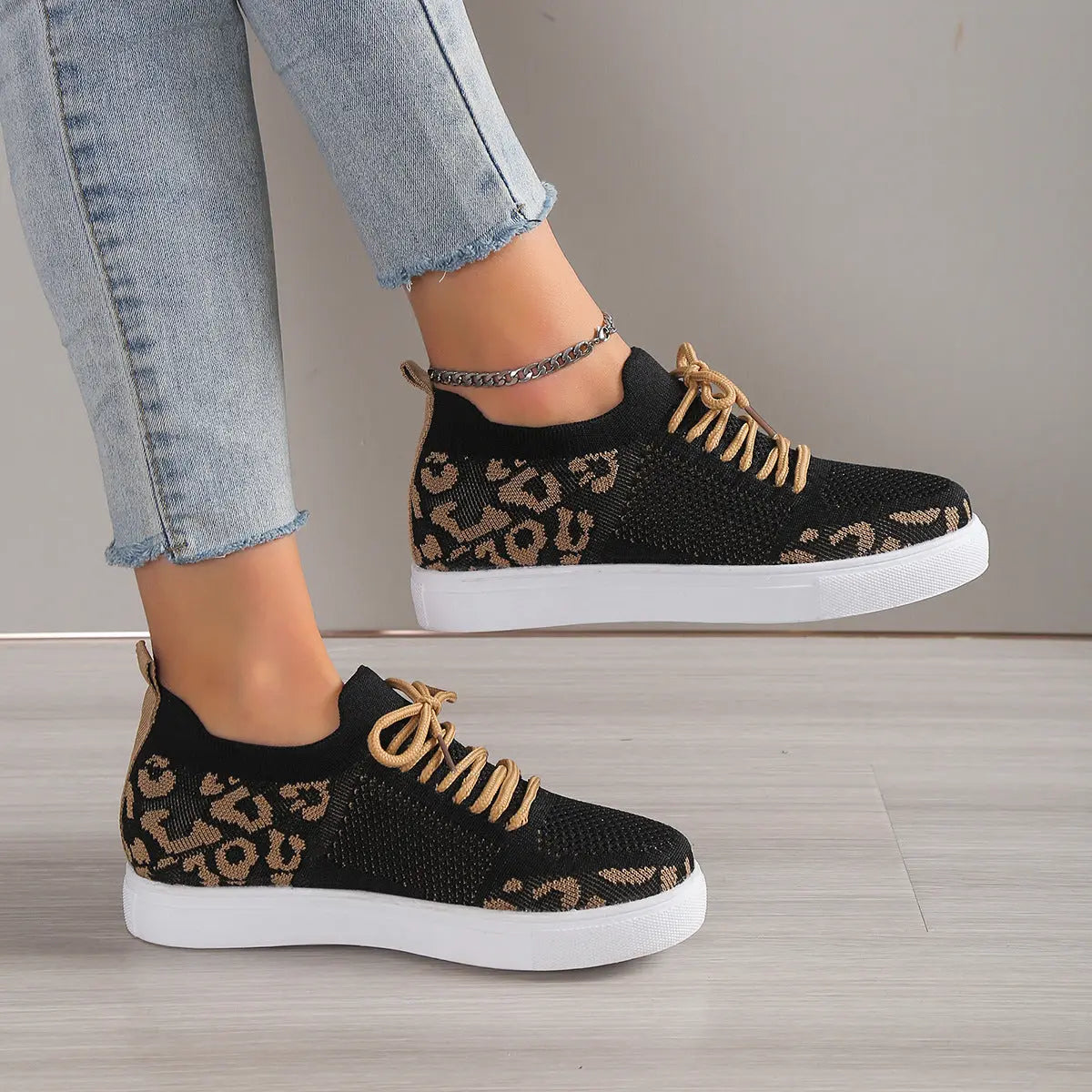 Lace-Up Leopard Flat Sneakers Trendsi