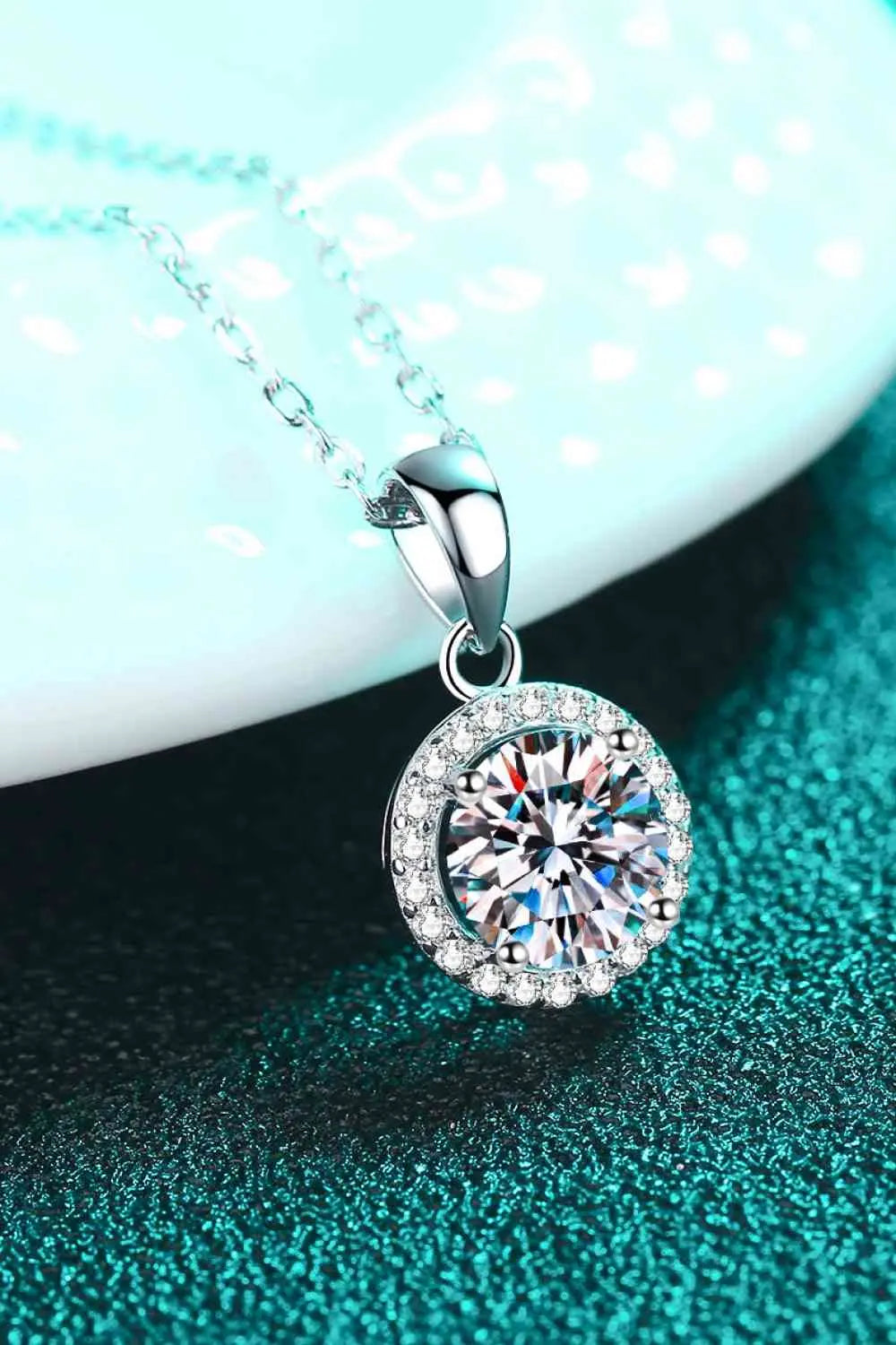 Chance to Charm 1 Carat Moissanite Round Pendant Chain Necklace - GlossiChic Collection