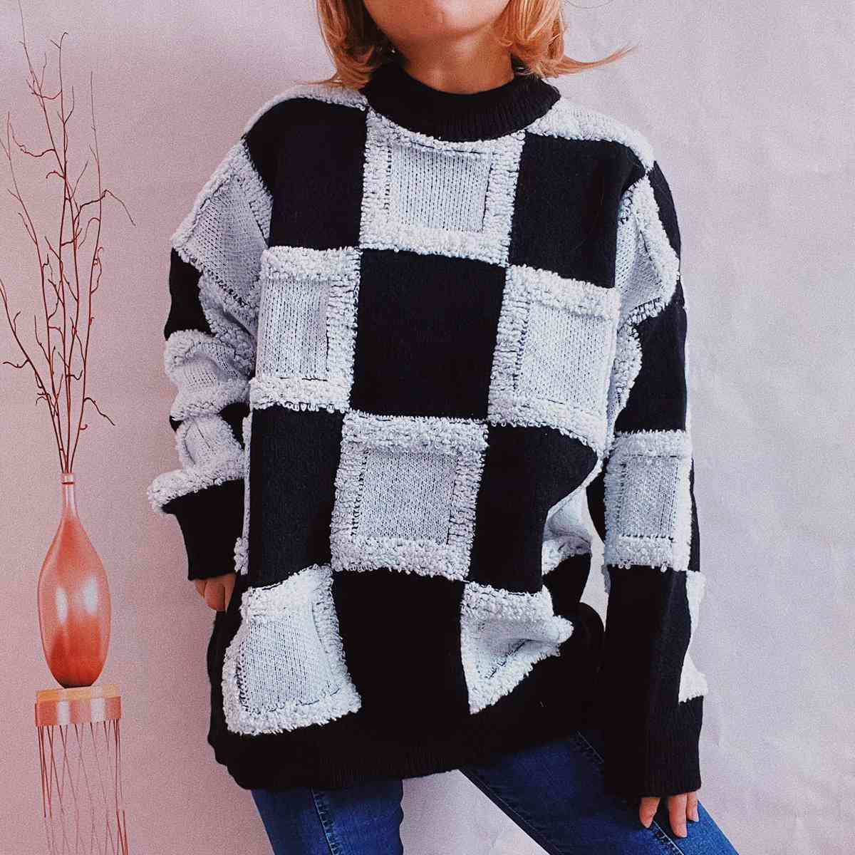 Checkered Round Neck Long Sleeve Sweater - GlossiChic Collection Black / S GlossiChic Collection apparel