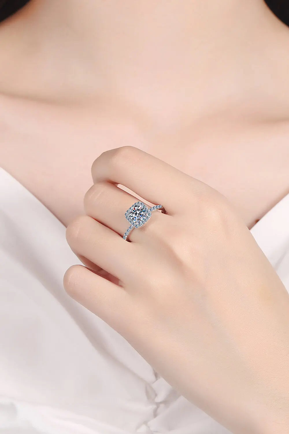 1 Carat Square Moissanite Ring - GlossiChic Collection