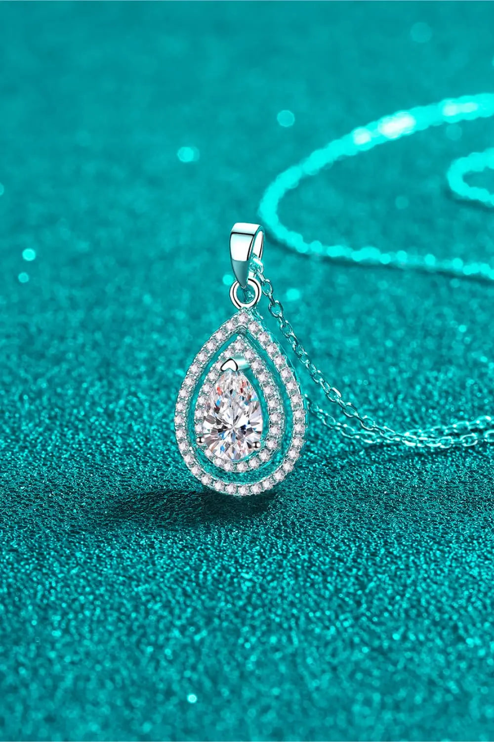 1 Carat Moissanite Teardrop Pendant Necklace - GlossiChic Collection