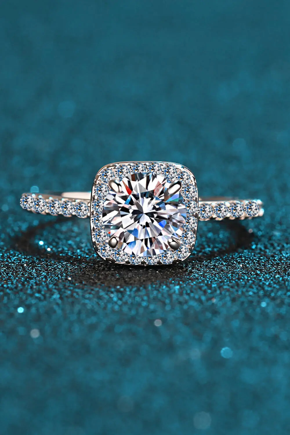 1 Carat Square Moissanite Ring - GlossiChic Collection