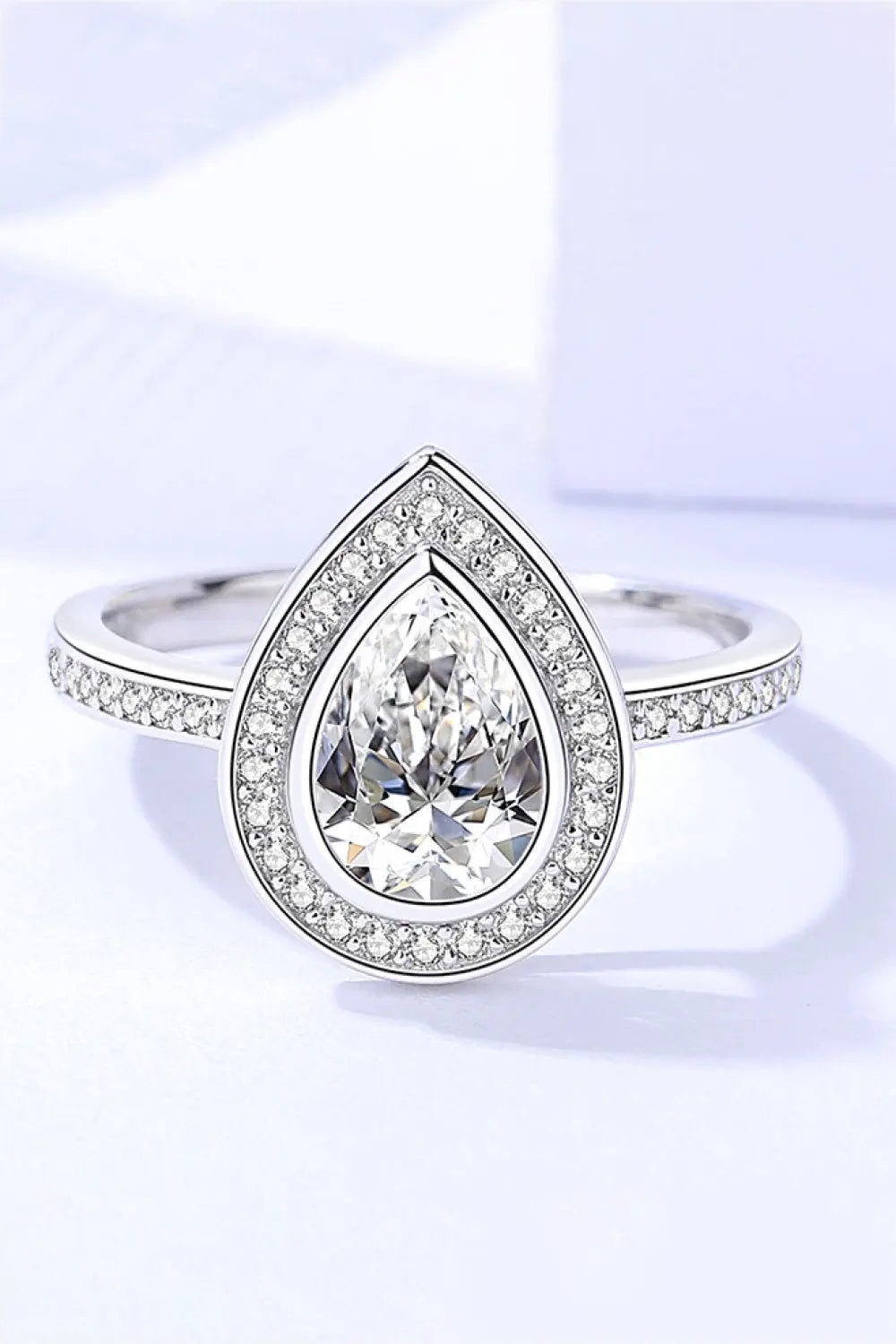 925 Sterling Silver Teardrop Moissanite Ring - GlossiChic Collection