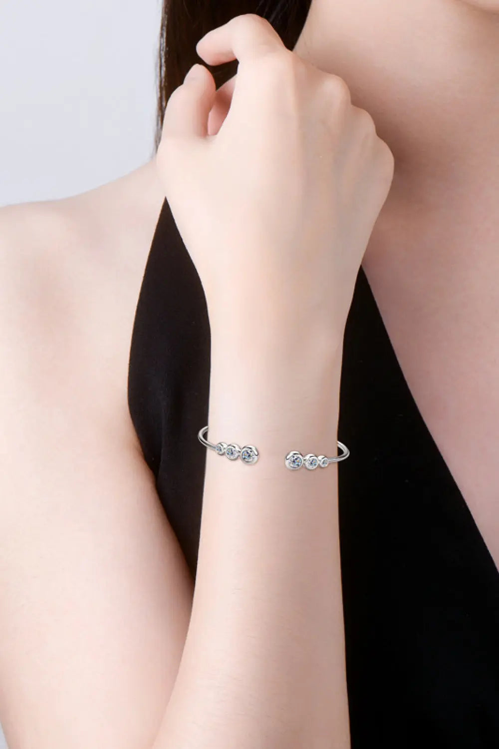 1.8 Carat Moissanite 925 Sterling Silver Bracelet - GlossiChic Collection Gold / One Size GlossiChic Collection jewelry