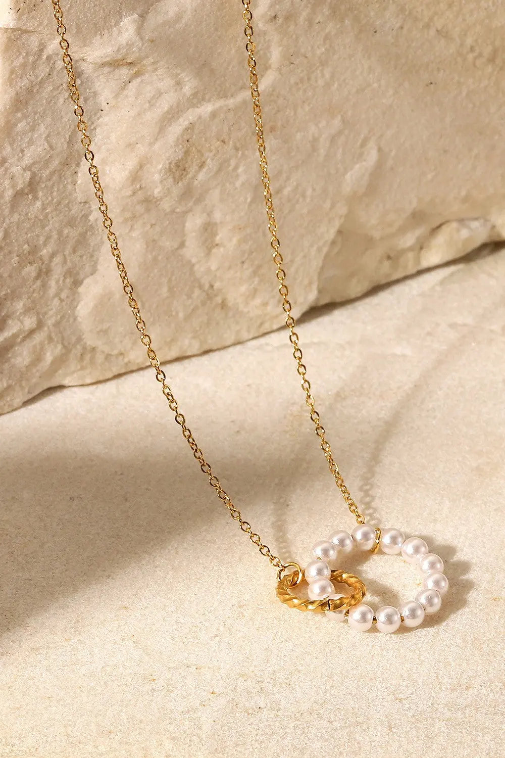 Pearl Hoop Link Pendant Necklace - GlossiChic Collection White/Gold / One Size GlossiChic Collection jewelry