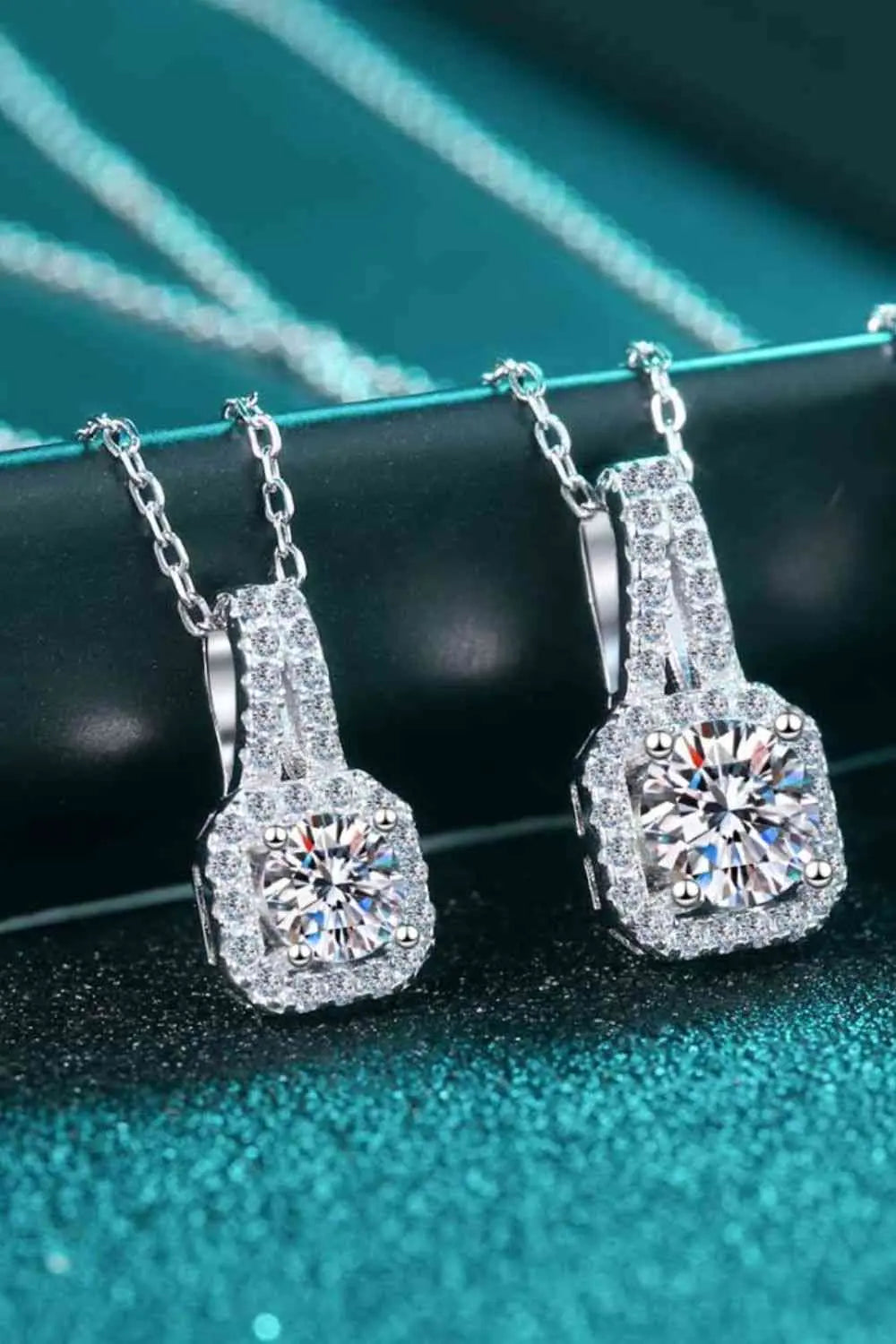 1 Carat Moissanite Necklace - GlossiChic Collection