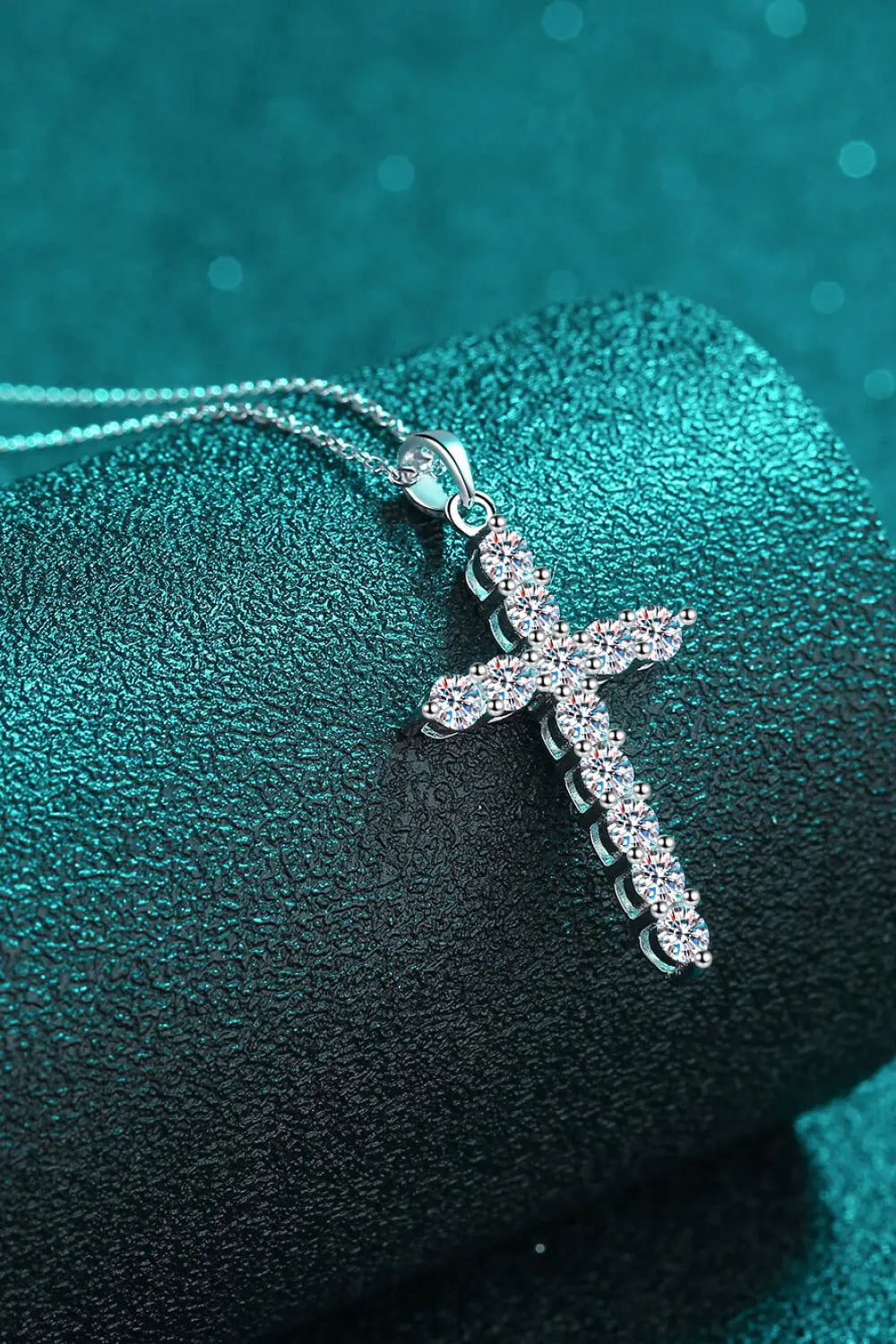 925 Sterling Silver Cross Moissanite Necklace - GlossiChic Collection Silver / One Size GlossiChic Collection jewelry