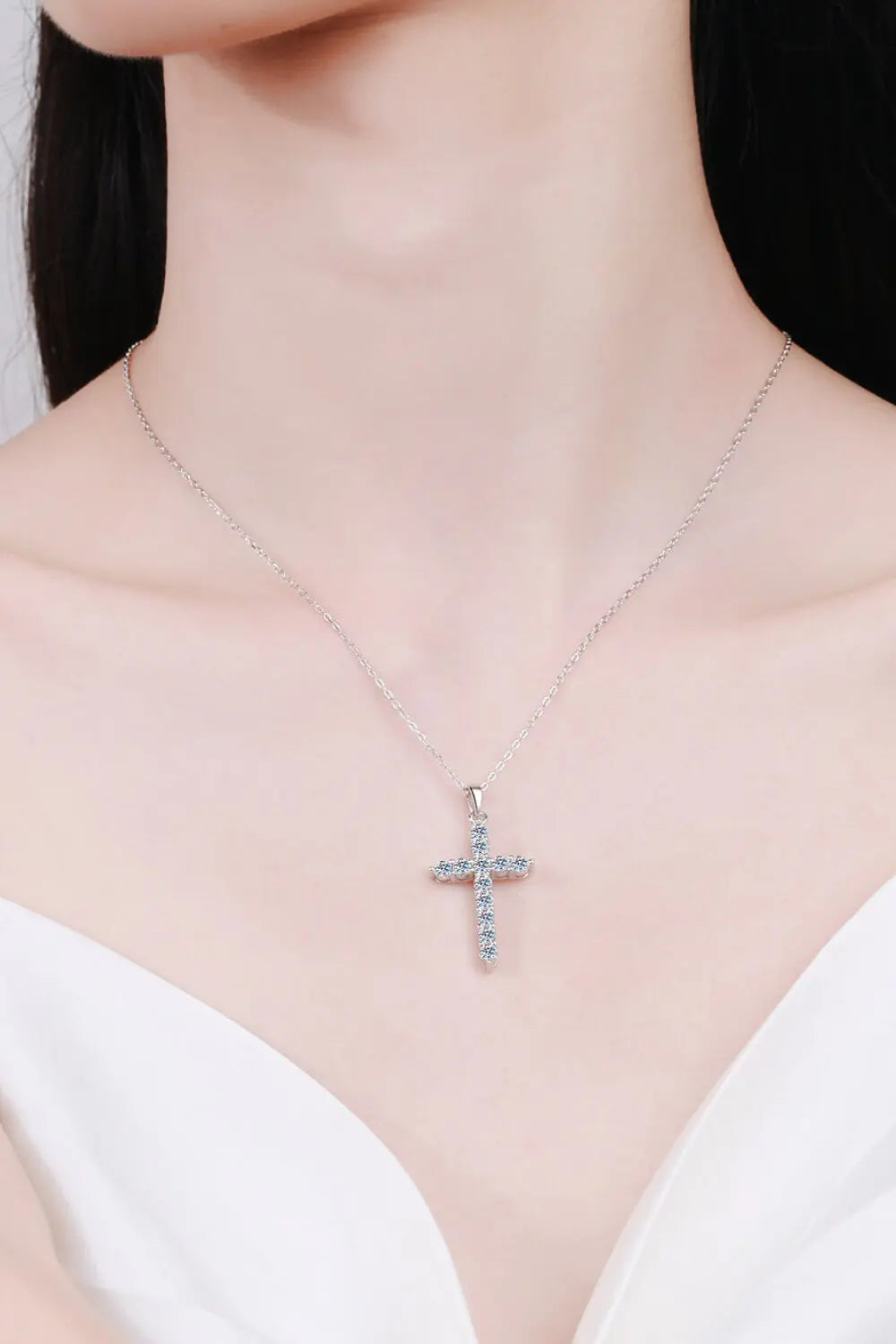 925 Sterling Silver Cross Moissanite Necklace - GlossiChic Collection Silver / One Size GlossiChic Collection jewelry